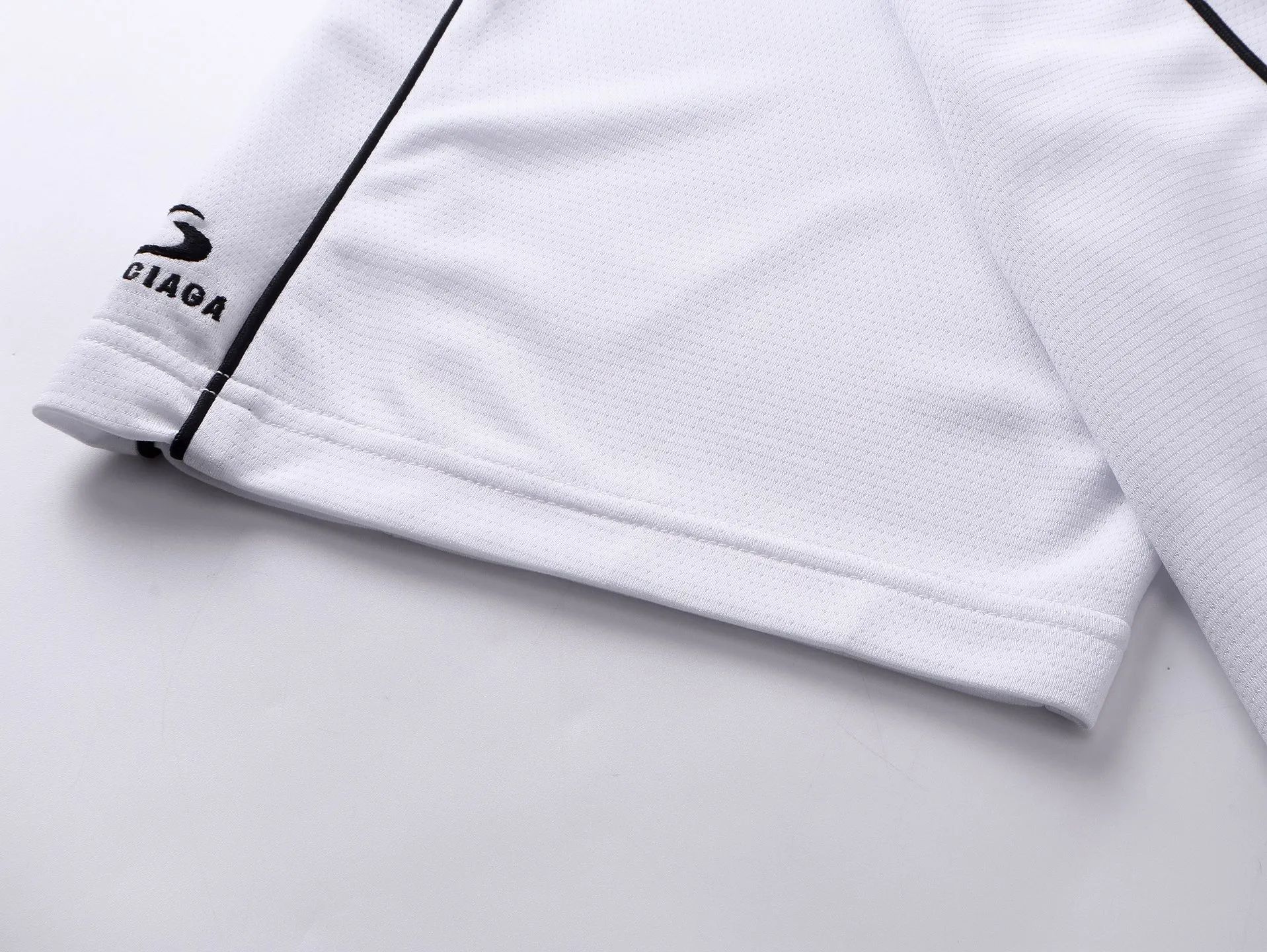 【 . Quality】BALENCI*GA/ Lamborghini ， ， ， T # 。 SS 25 New Arrival。 ， 。 。 ， ， ， 。 。 260 ， . ， 。 。 。 。 ， ， 。 . 。 OS . Same Style ：BL 253691 ：Black，White Size：XS S M L